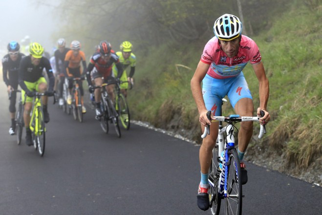 Tour de France: Nibali nog altijd aan kop